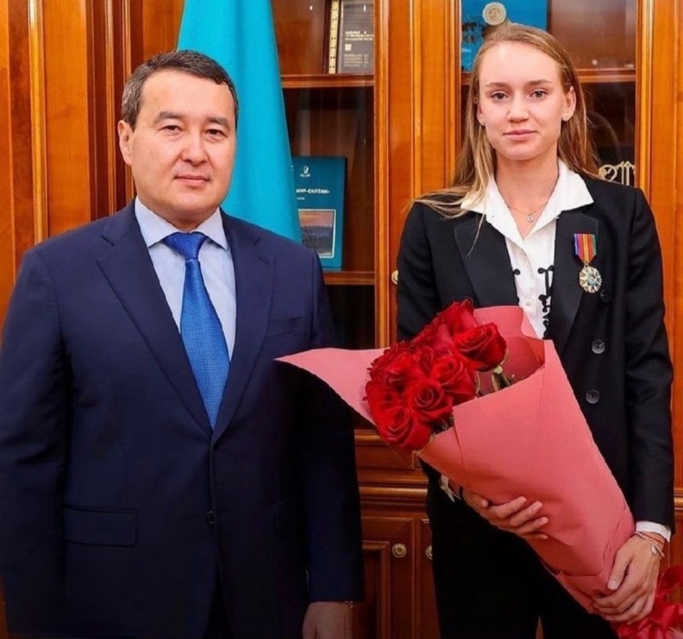 跳会因为高 跳会因为高