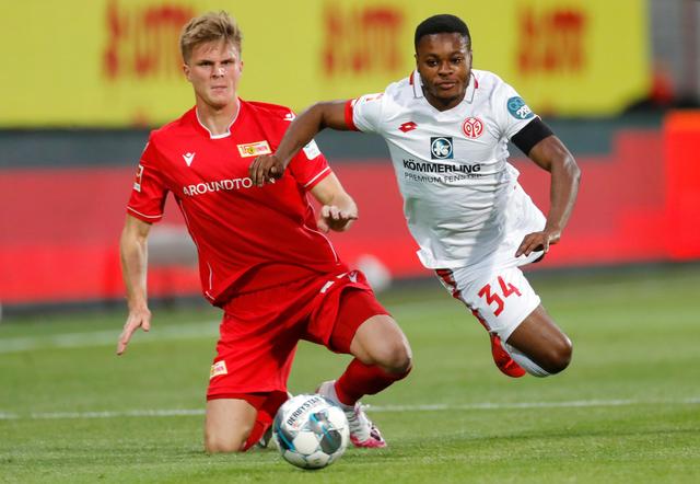 搭配粗壮的 搭配粗壮的